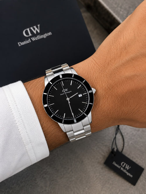 DANIEL WELLINGTON