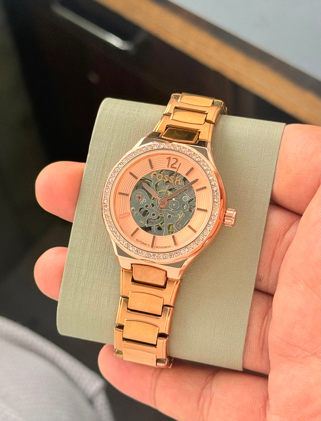 Fossil Eevie Women's Analog