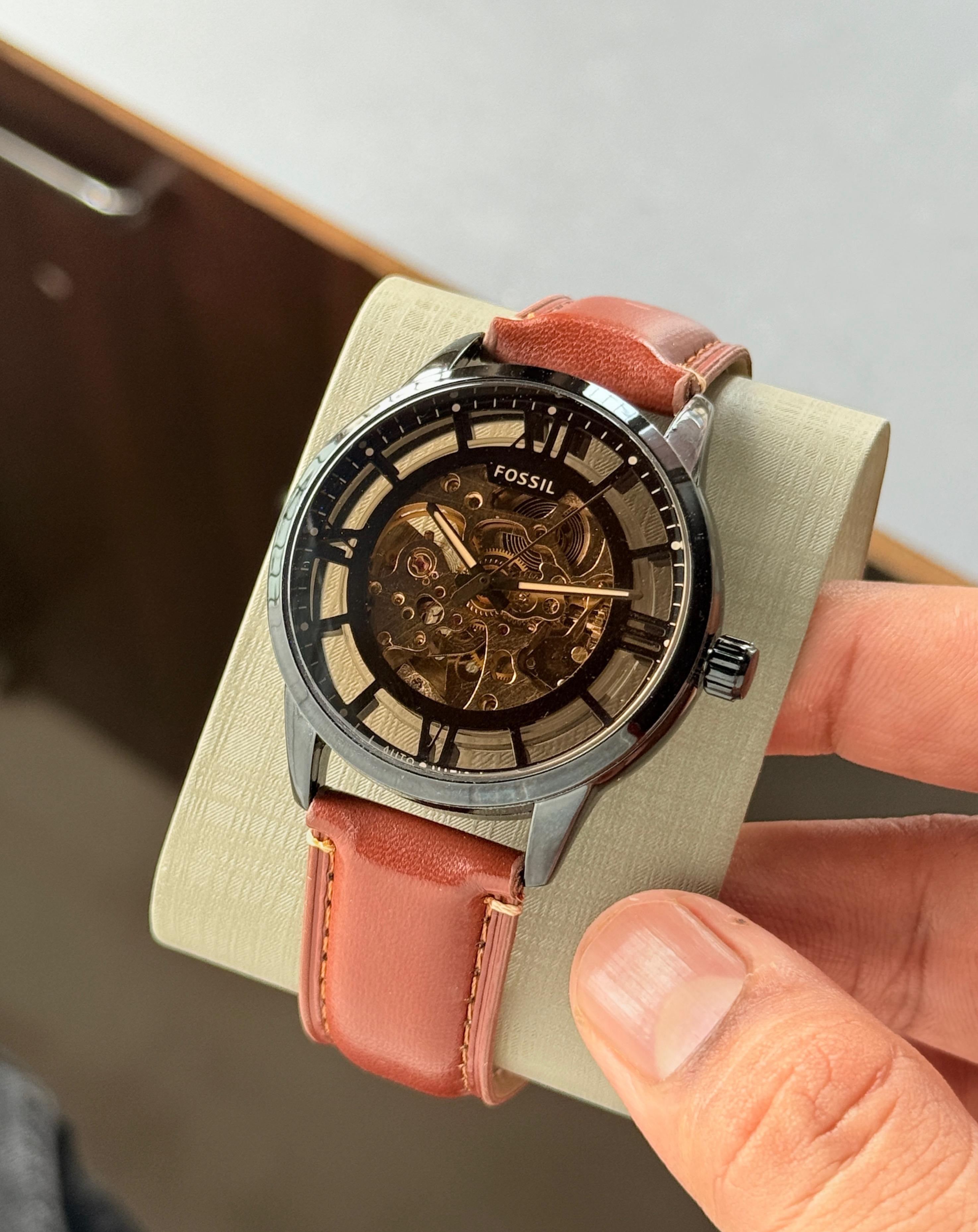 Fossil Townsman Skeleton Back Open Automatic Machinery🤩