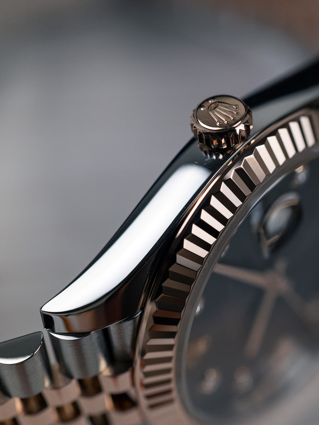 ROLEX Date Just 41mm