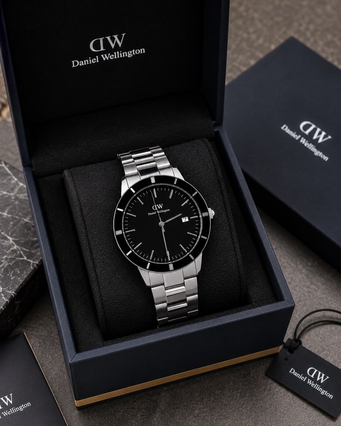 DANIEL WELLINGTON